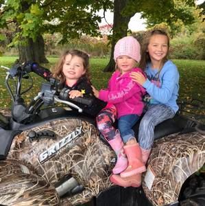 Meet your Posher, Crissy